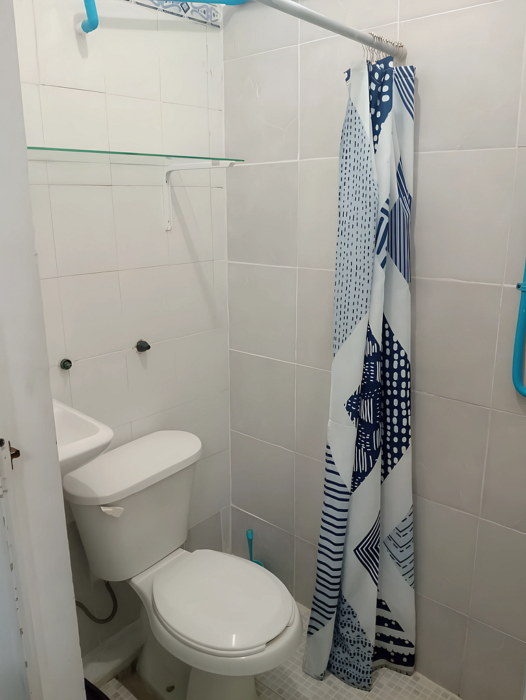 Affordable, Comfortable, and Convenient – Barcos