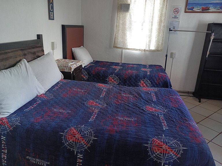 Safe, Affordable, and Central – Caracoles