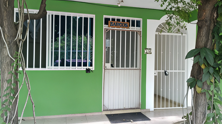 Affordable, Comfortable, and Convenient – Barcos